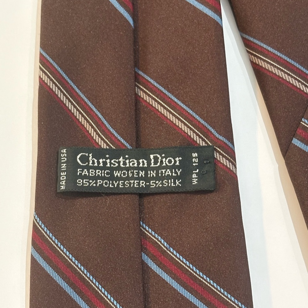 CHRISTIAN DIOR VINTAGE MENS BROWN 95%POLYESTER 5%SILK CLASSIC NECK TIE WIDTH:3" - Picture 5 of 6